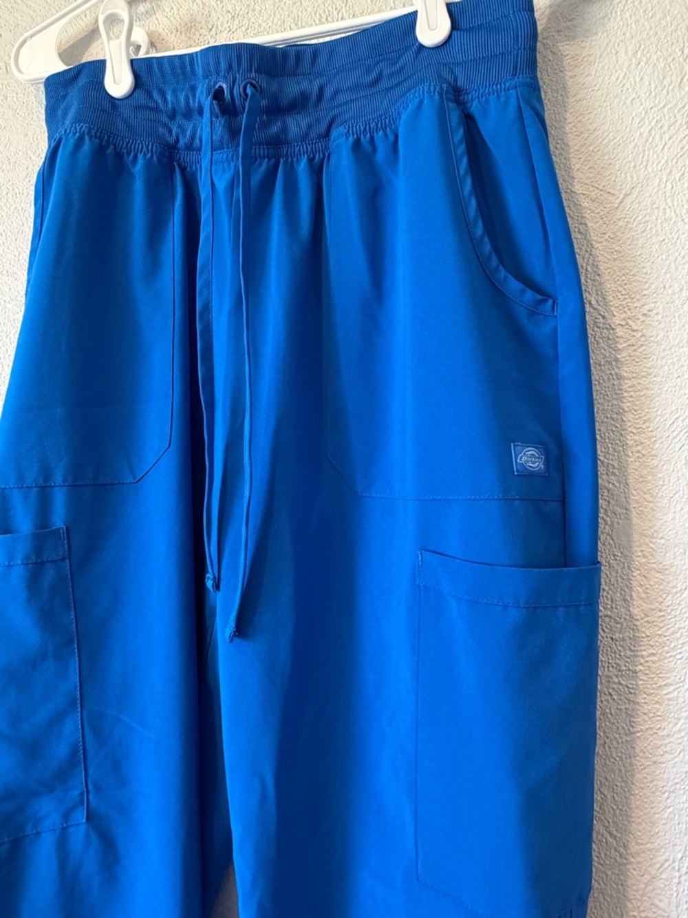 Dickies Mid Rise Cargo Jogger Scrub Pants, size Medium - Picture 3 of 6